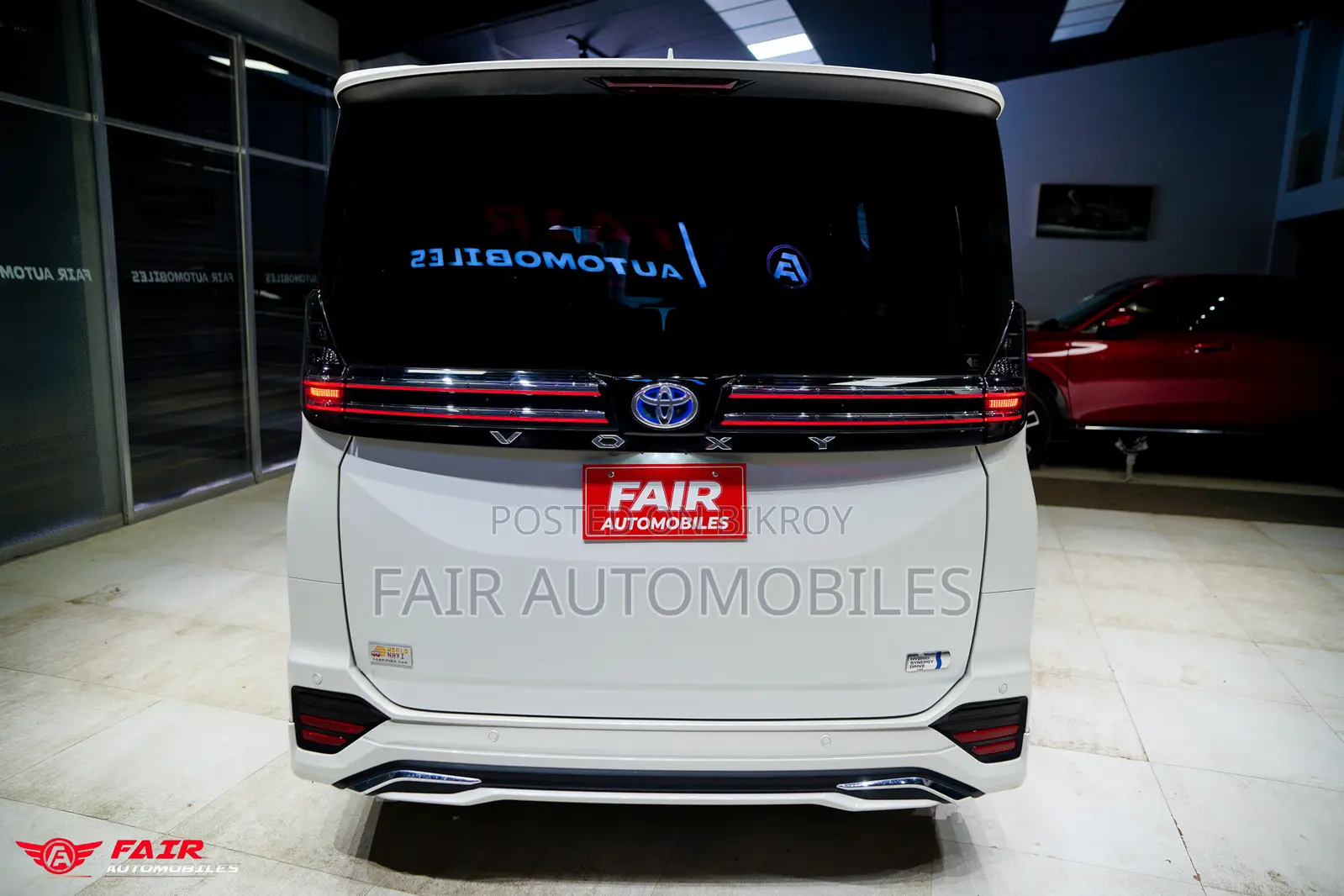 Toyota Voxy Hybrid S-Z 2WD 7-Seater 2023 Pearl