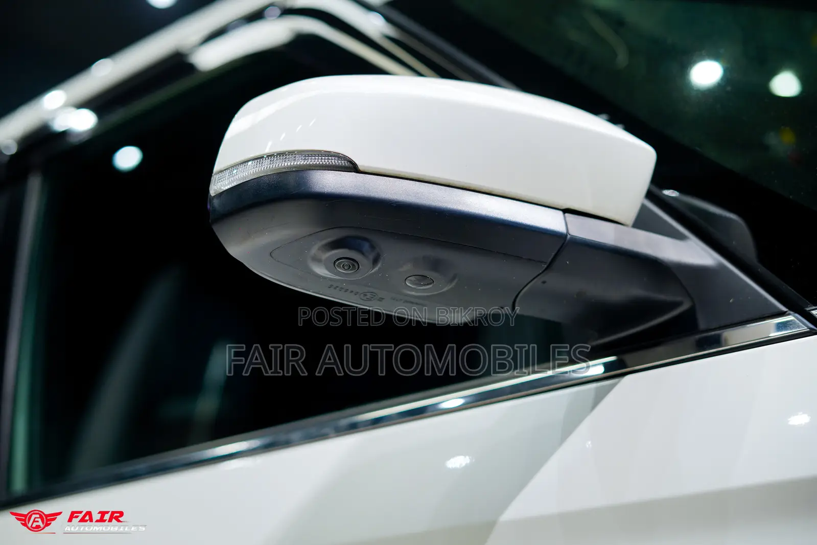 Toyota Voxy Hybrid S-Z 2WD 7-Seater 2023 Pearl
