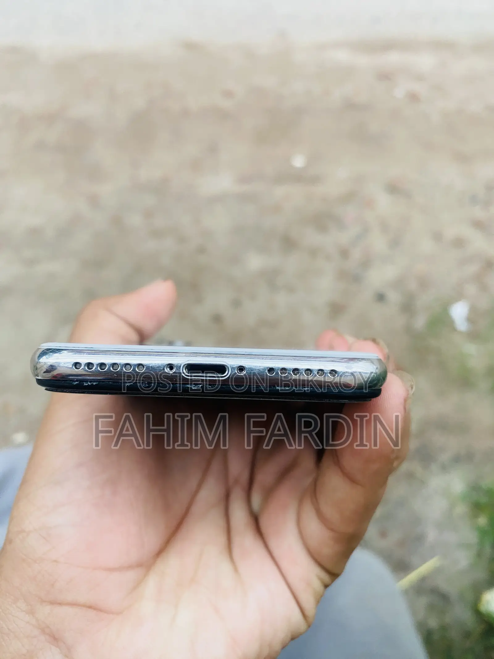 Apple iPhone X 64 GB White