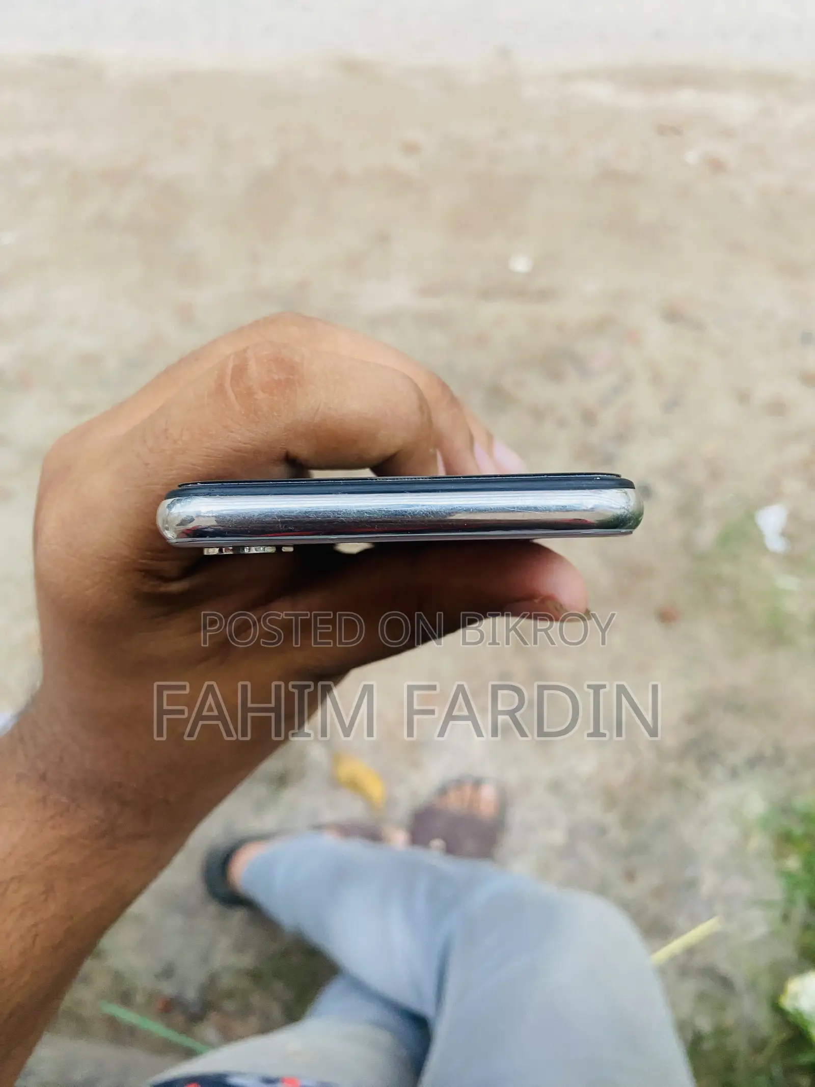 Apple iPhone X 64 GB White