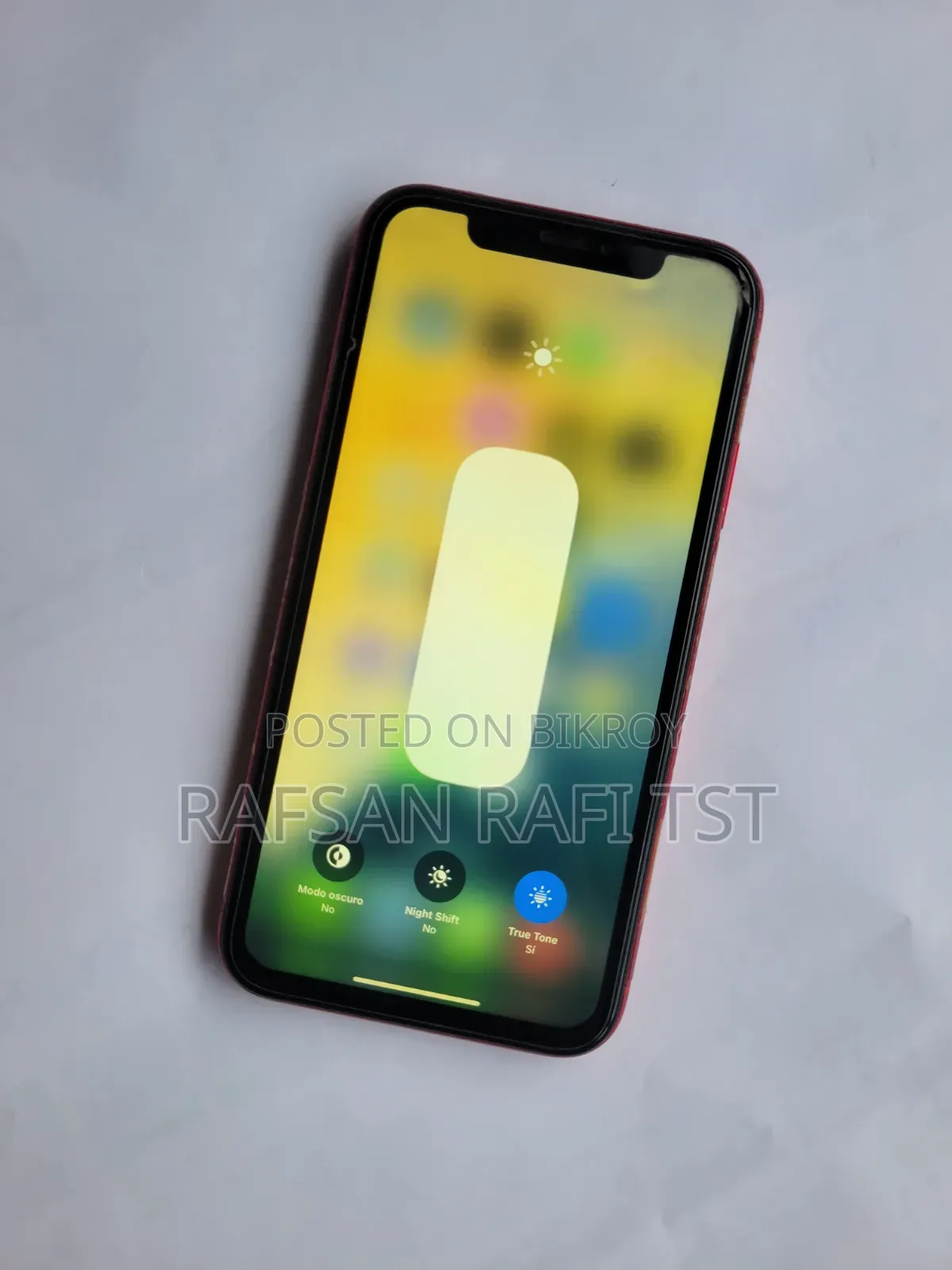 Apple iPhone XR 64 GB Red
