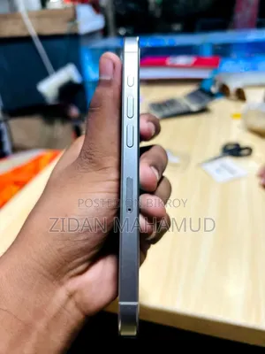 New Apple iPhone 15 Pro 256 GB Bronze