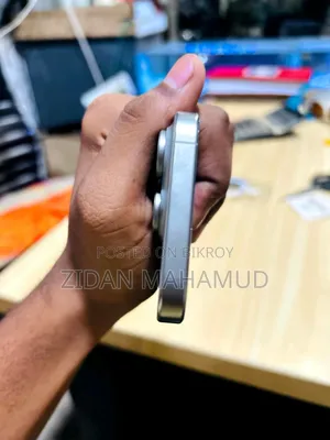 New Apple iPhone 15 Pro 256 GB Bronze