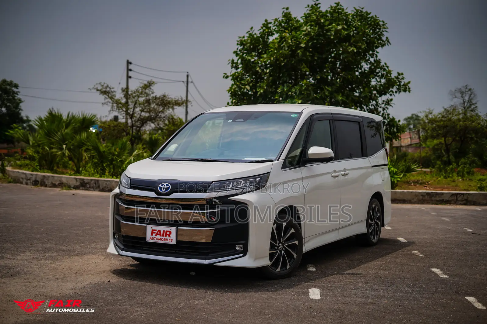Toyota Noah 2022 Pearl