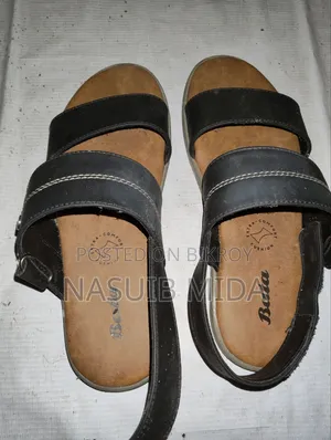 বাটা স্যান্ডেল
