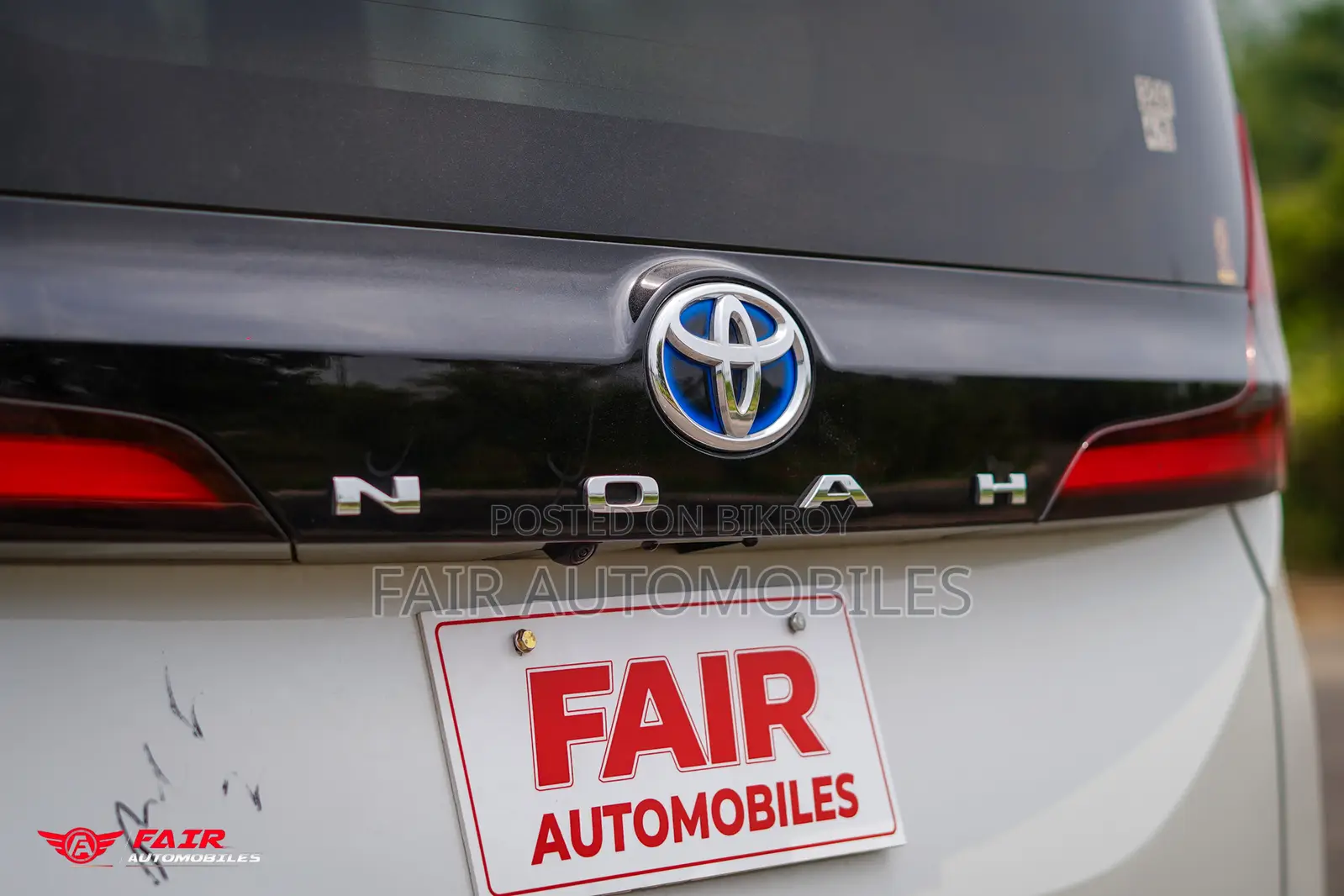 Toyota Noah 2022 Pearl