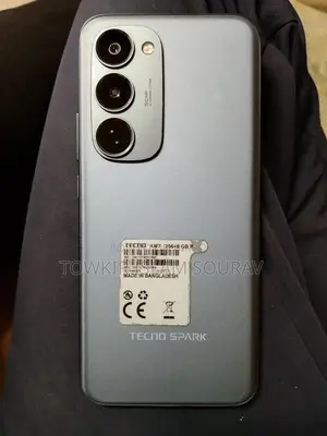 Tecno Spark 40 Pro 256 GB Silver