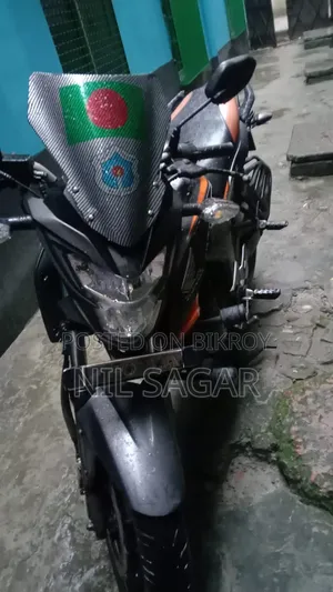 Honda Hornet 2020 Orange