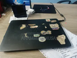 ল্যাপটপ এইচপি এলিটবুক ৮৫০ ১২জিবি ইন্টেল কোর আই৫ এইচডিডি+এসএসডি ৭০০জিবি