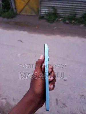 Tecno Spark Go 64 GB Blue