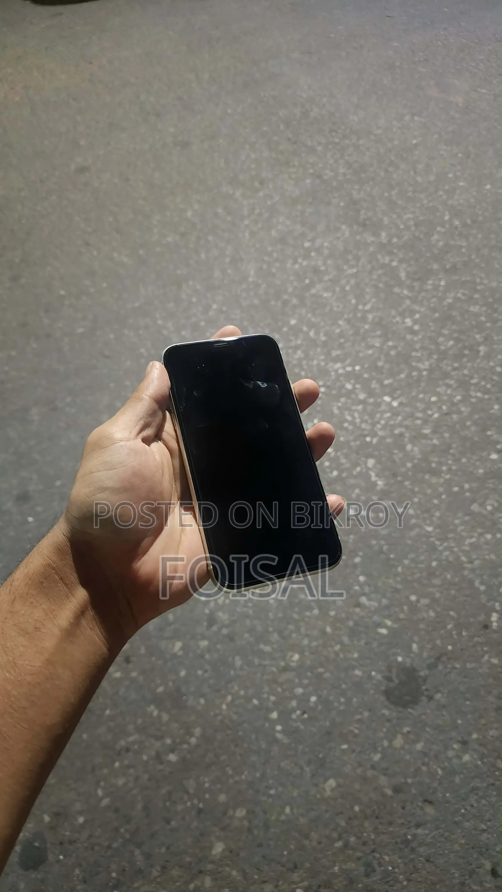 অ্যাপল আইফোন ১১ ৬৪ জিবি হোয়াইট
