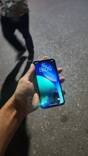 অ্যাপল আইফোন ১১ ৬৪ জিবি হোয়াইট