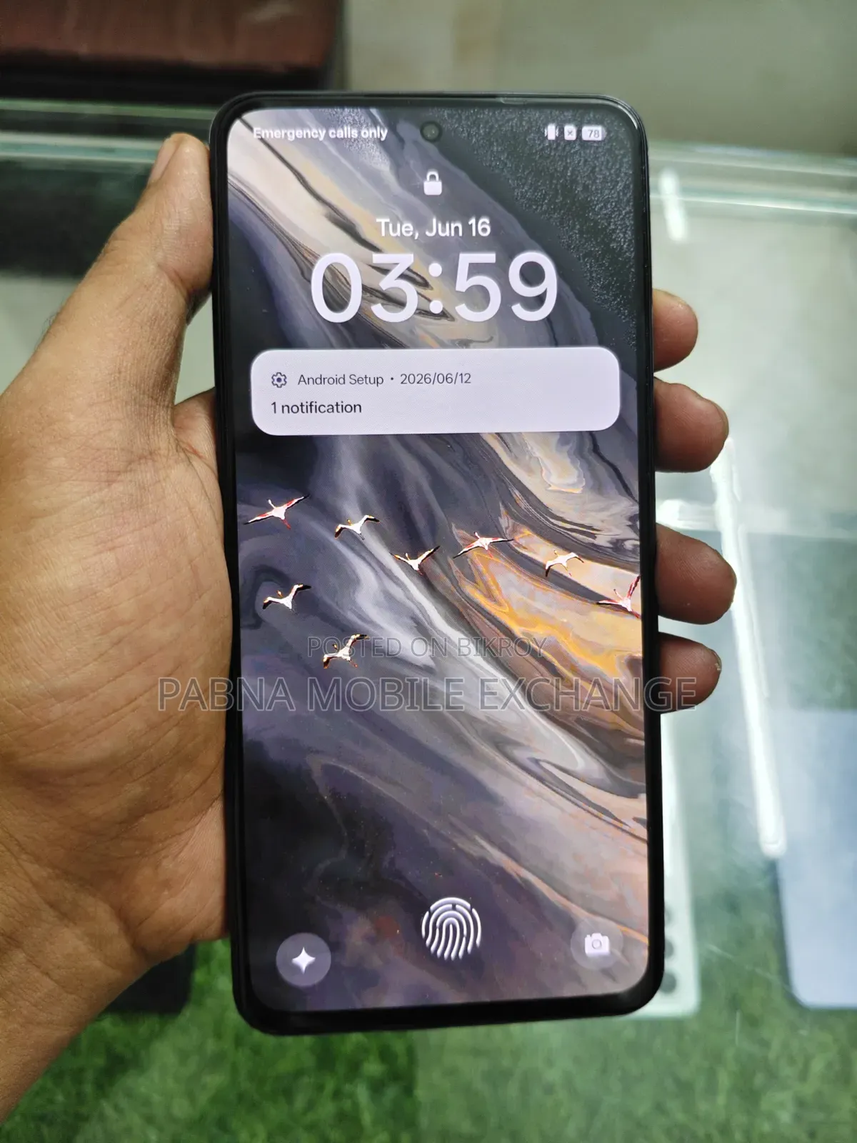 ওপ্পো ৫জি ২৫৬ জিবি কালো