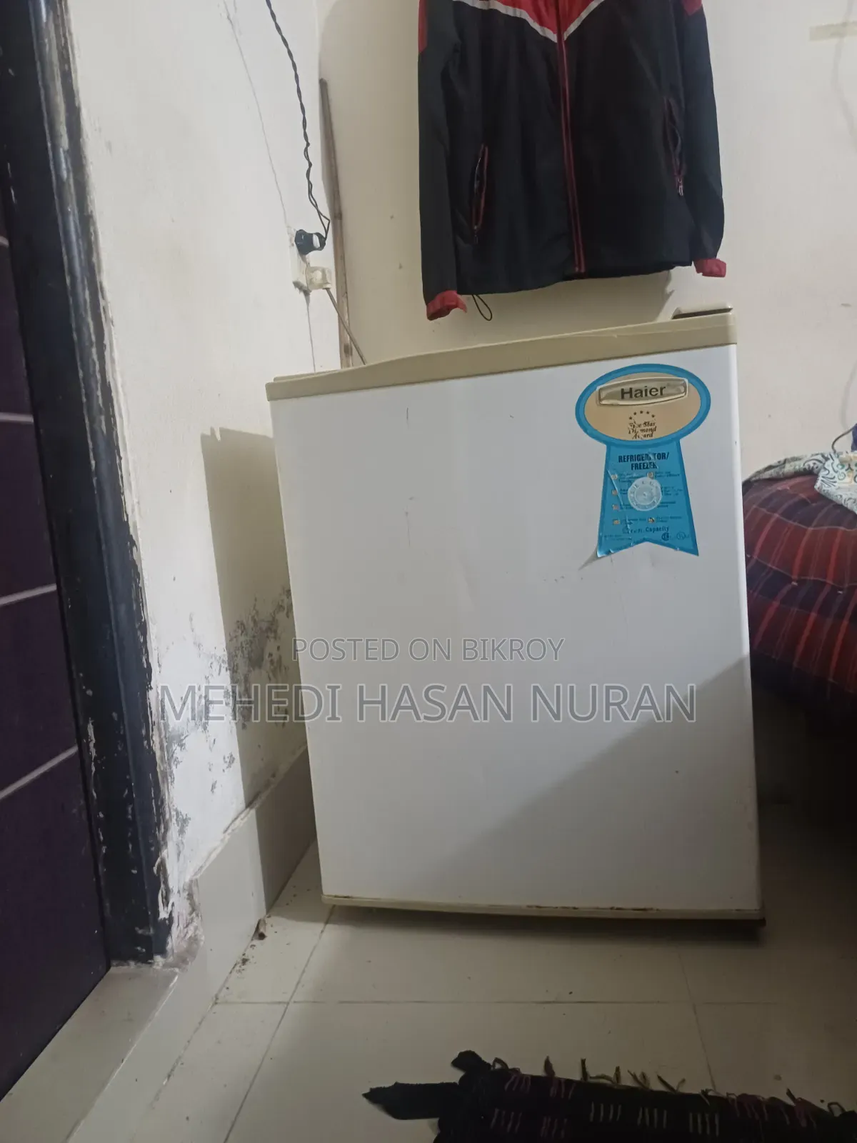 সিঙ্গেল ডোর মিনি ফ্রিজ