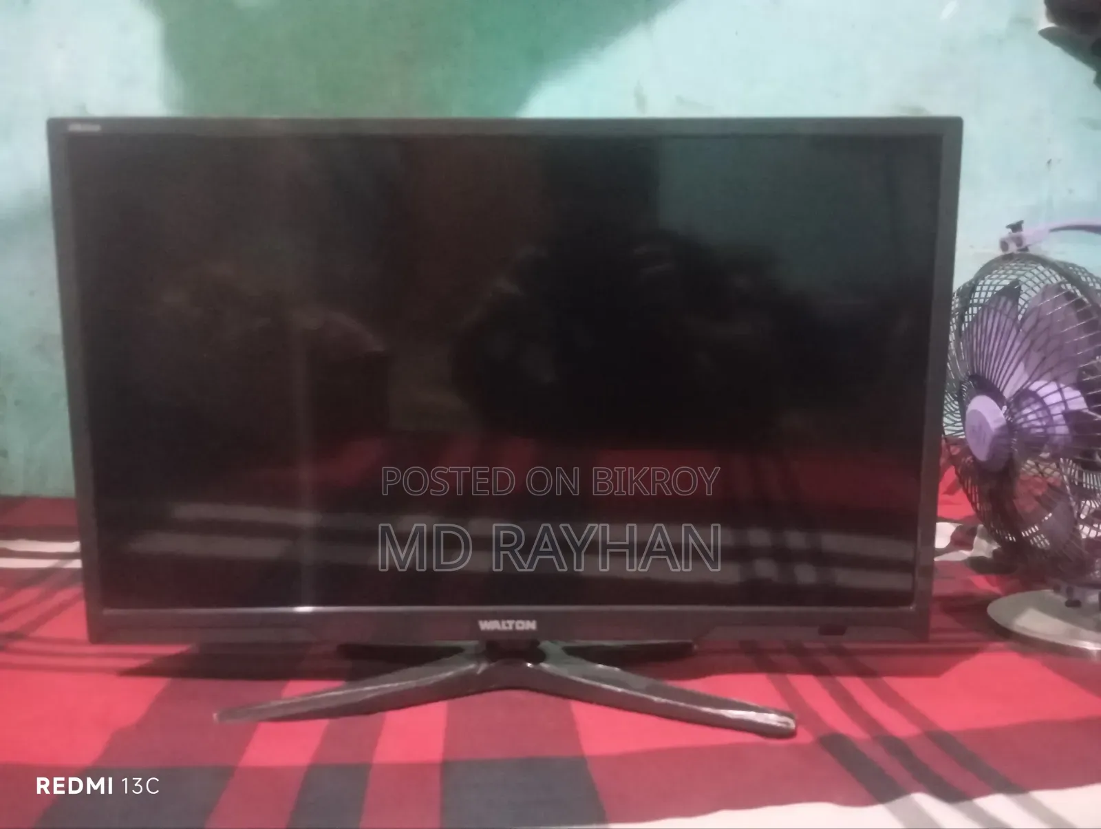 Walton 24" Monitor (Full fresh condition)