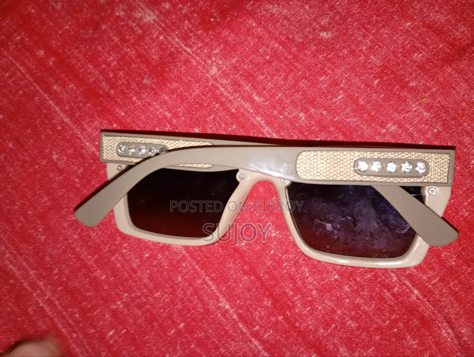 লেডিস সানগ্লাস