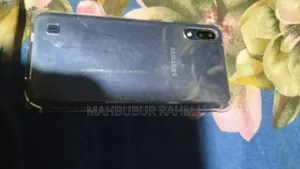 Samsung Galaxy M10 32 GB Blue