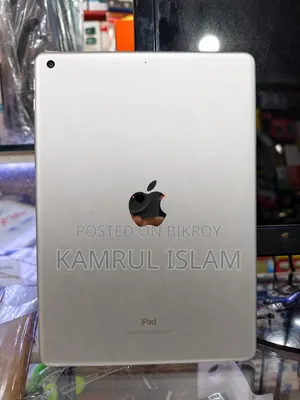 Apple iPad 9.7 32 GB Gray