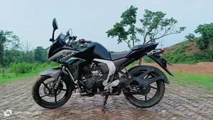 Yamaha 2018 Black