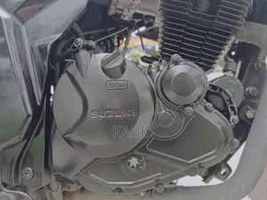সুজুকি জিক্সার এফআই এবিএস ২০২৫ ব্ল্যাক