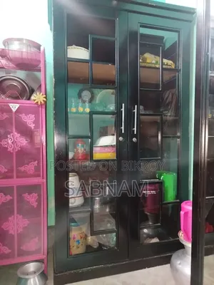 Showcase for sale 8500
