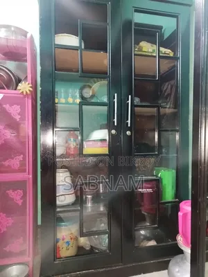 Showcase for sale 8500