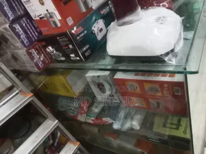 Glass counter for shop in new condition