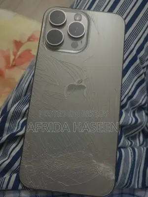 Apple iPhone 15 Pro Max ২৫৬ জিবি হোয়াইট