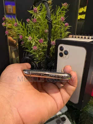Apple iPhone 11 Pro 64 GB Gold