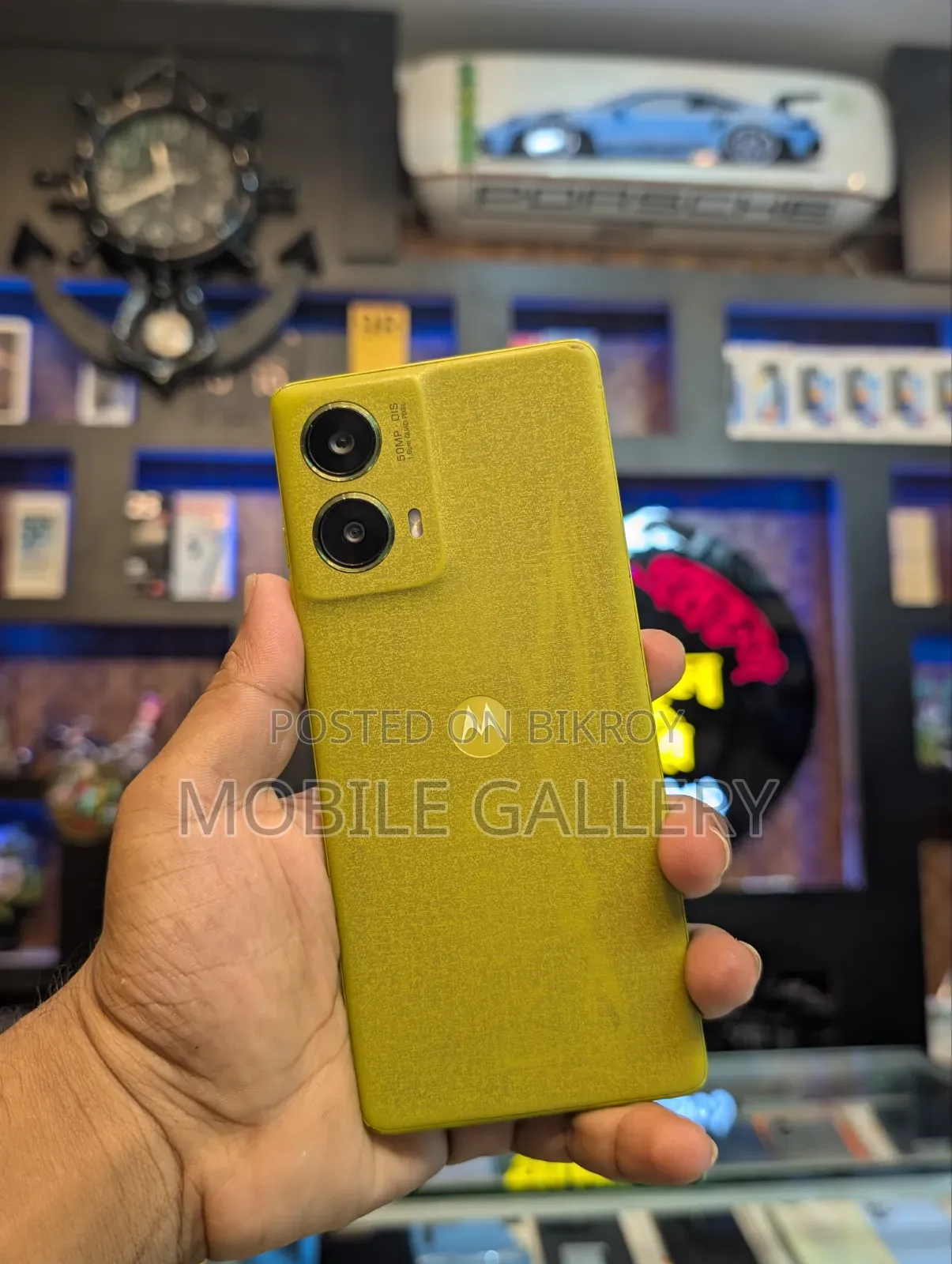 Motorola Moto G85 128 GB Yellow