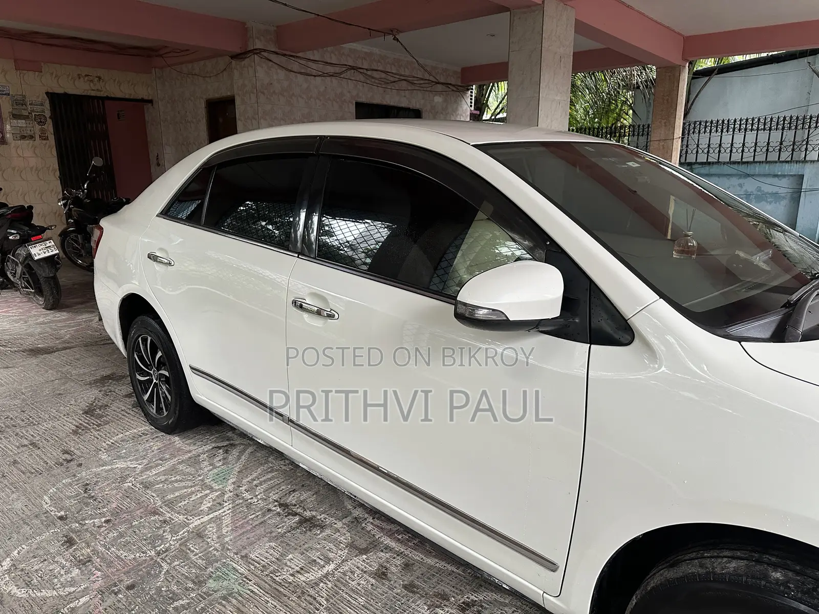 Toyota Premio 2012 Pearl