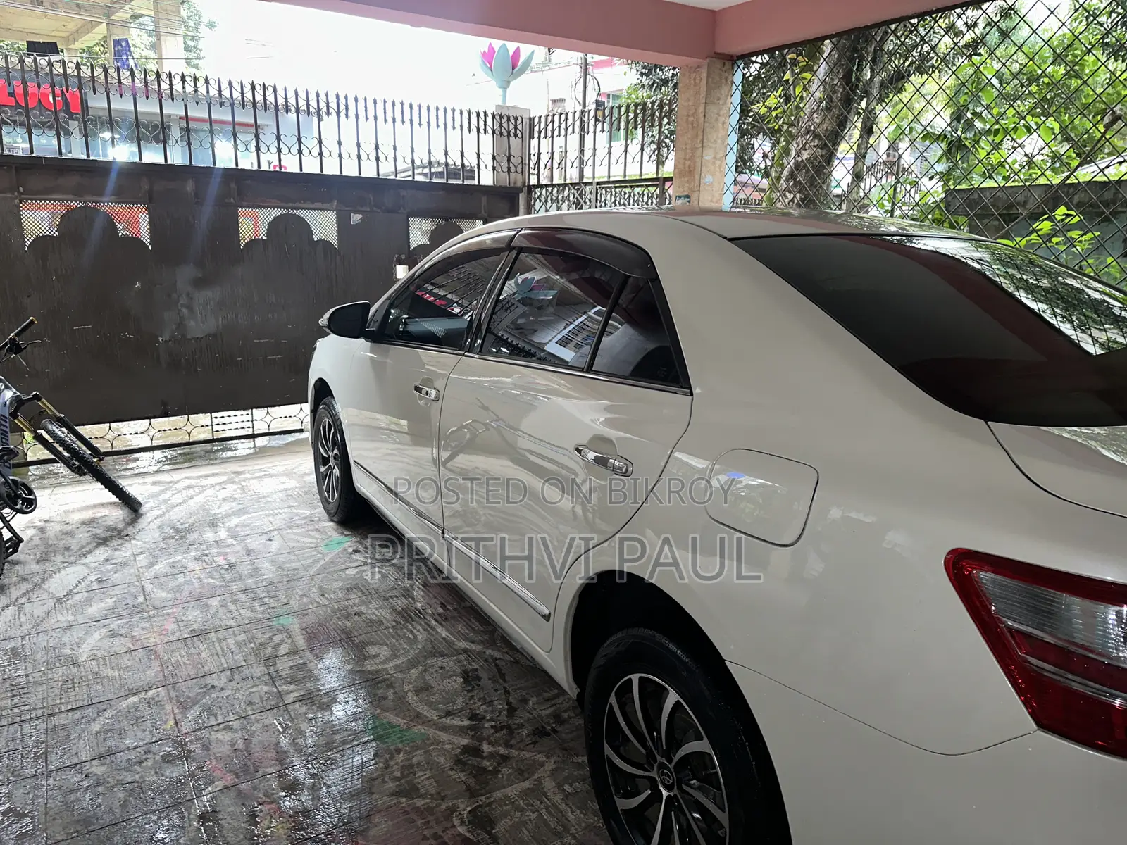 Toyota Premio 2012 Pearl