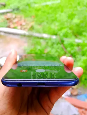 Samsung A10 32 GB Blue