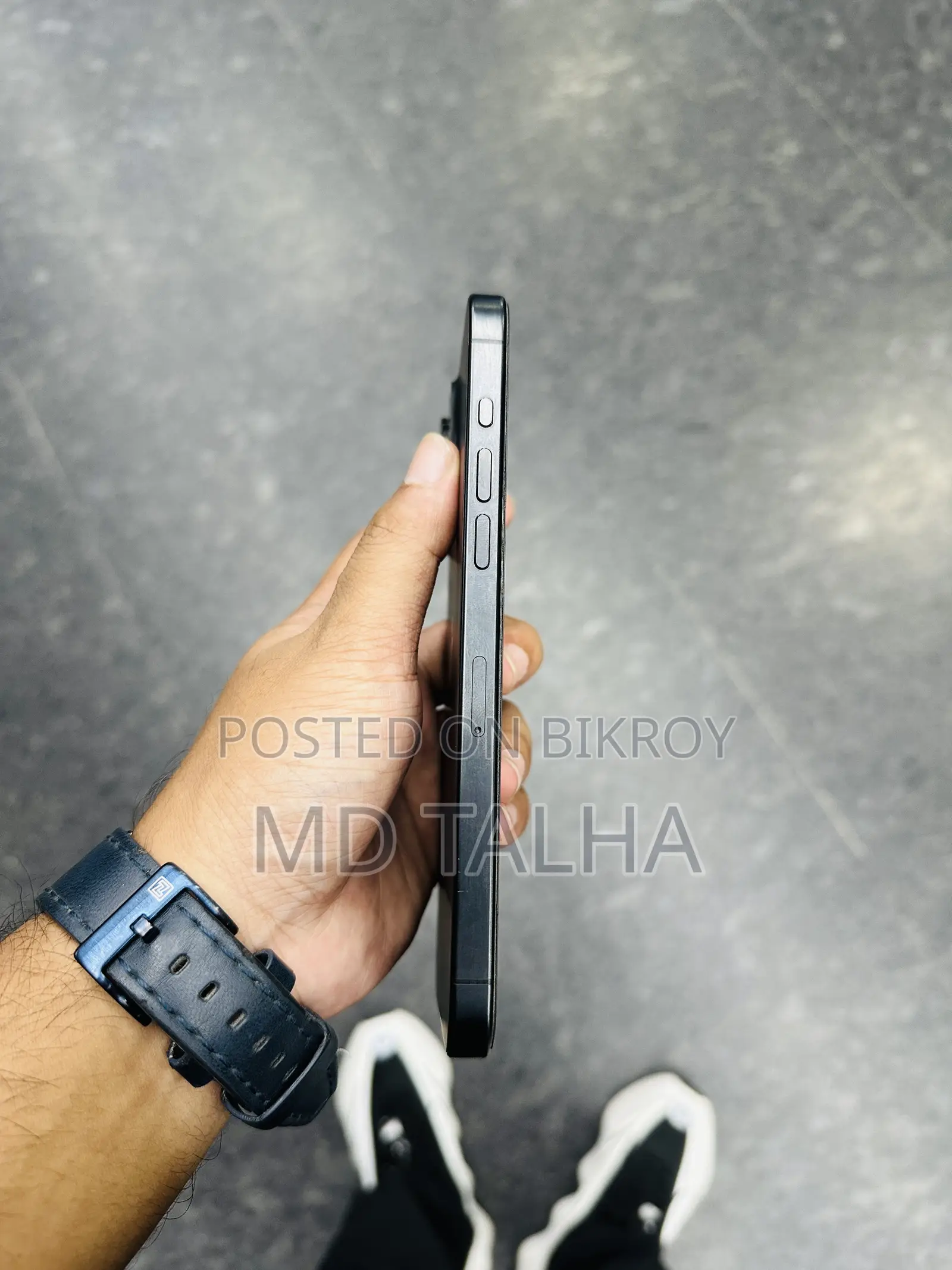 অ্যাপল আইফোন ১৫ প্রো ম্যাক্স ২৫৬ জিবি ব্ল্যাক