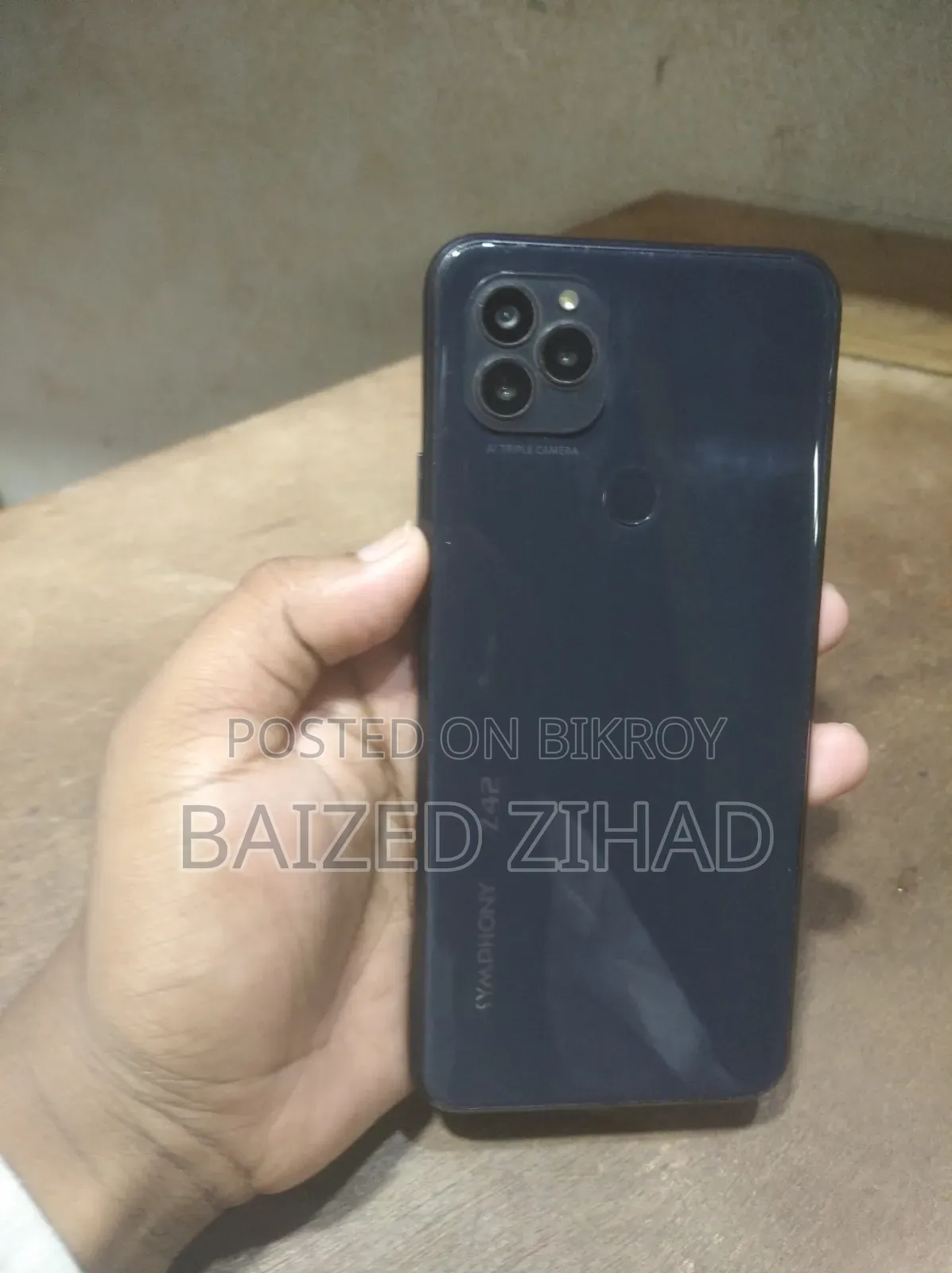 Symphony Z42 32 GB Black