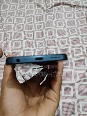 Infinix Hot 30i 128 GB Blue