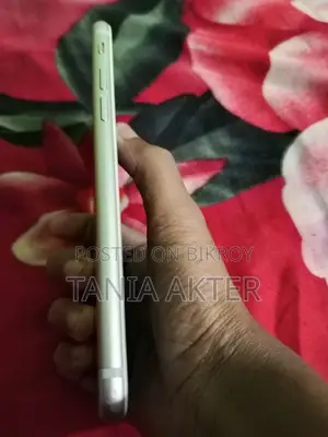 Apple iPhone 7 32 GB White