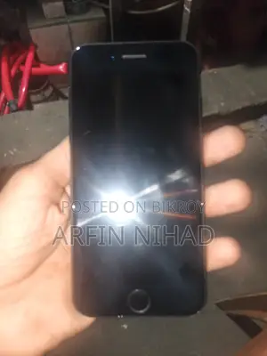 Apple iPhone SE (2020) 64 GB Black
