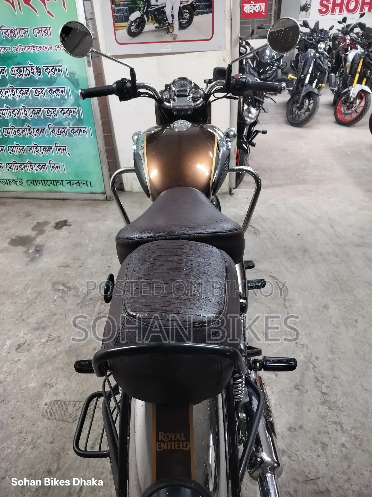 Royal Motorcycle 2025