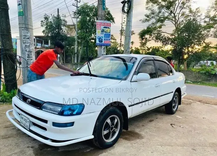Toyota Allex 2000 White