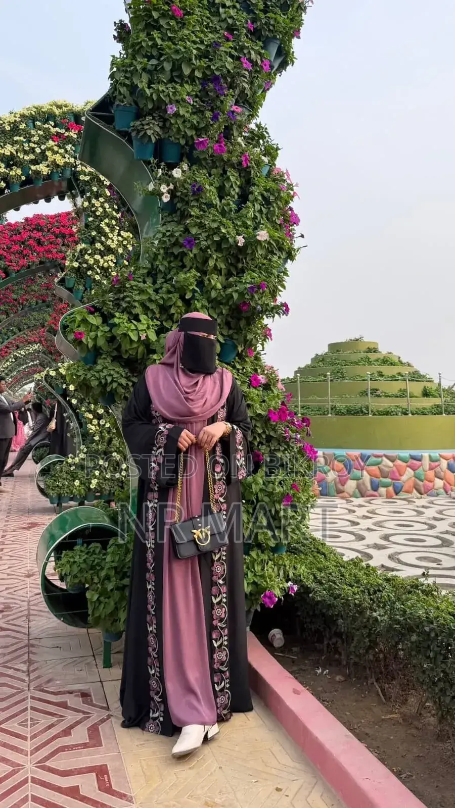 Embroidery Koti Borka (With Hijab)