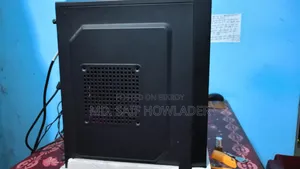 Desktop Computer 8GB Intel Core I5 HDD+SSD 500GB