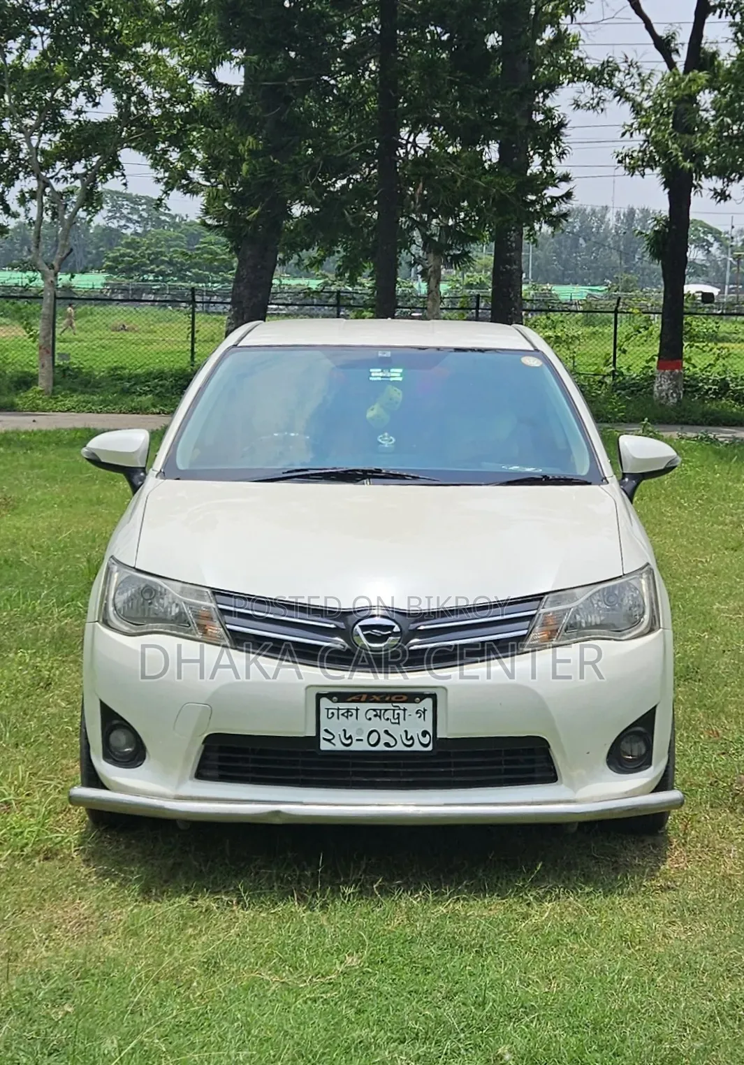 Toyota Axio 1.5 X 2-Wheel Drive 2012 Pearl