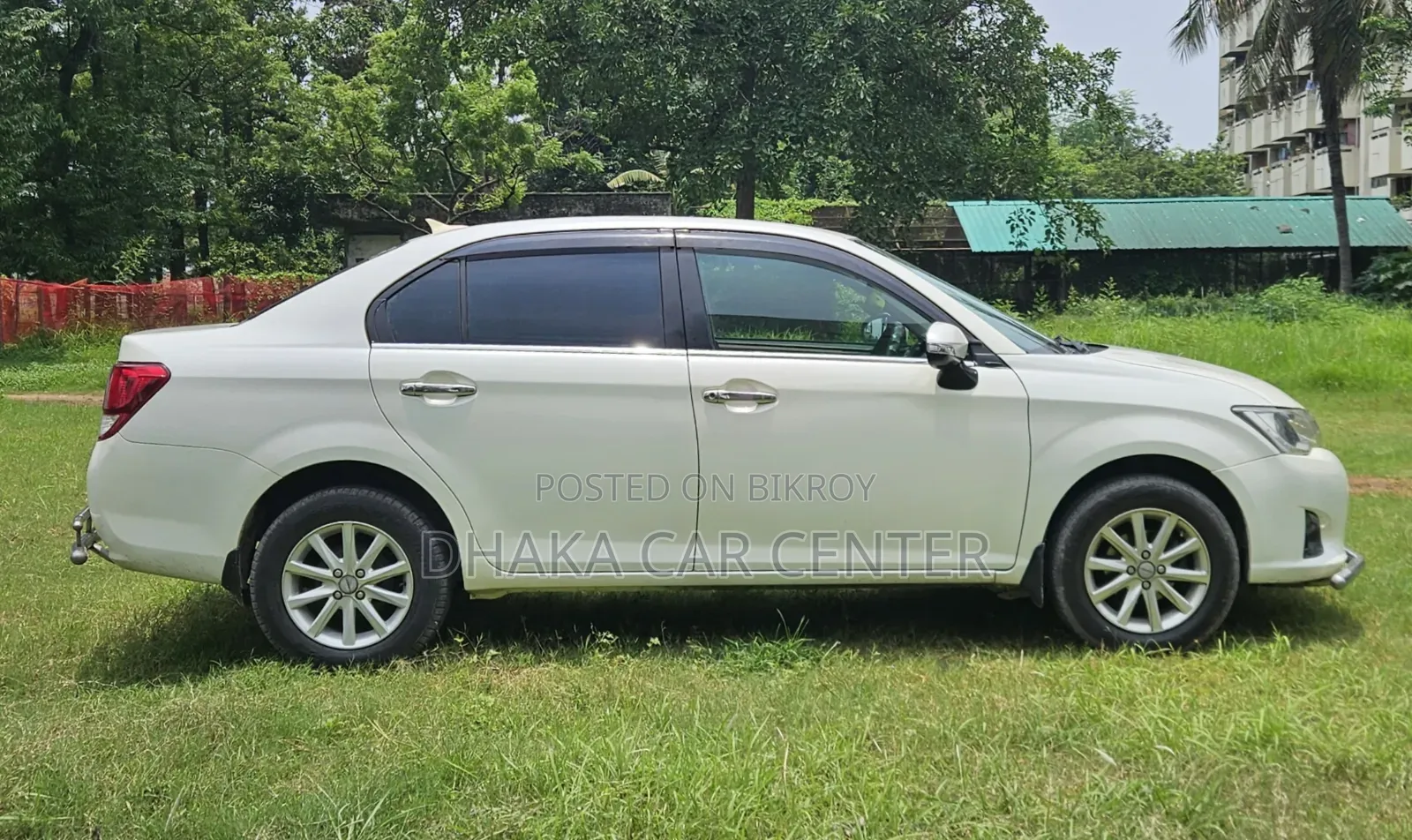 Toyota Axio 1.5 X 2-Wheel Drive 2012 Pearl