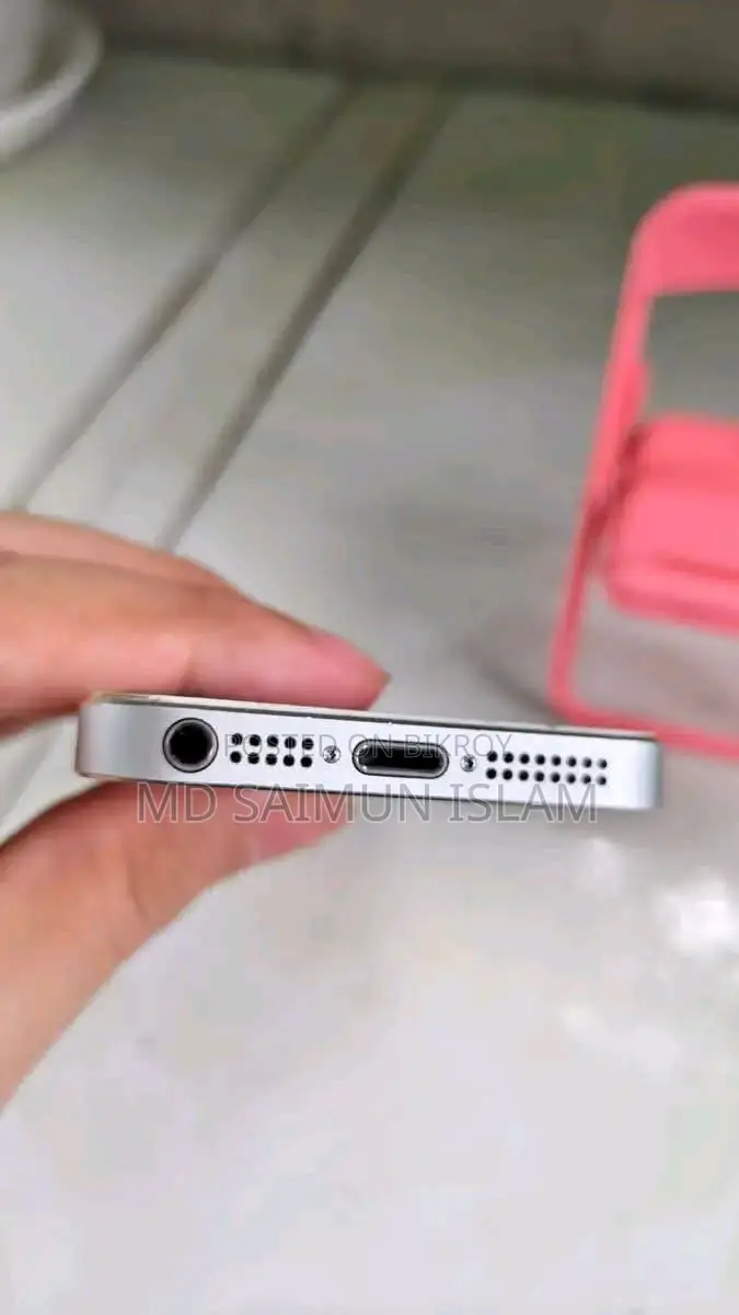 Apple iPhone 5s 64 GB Gray