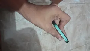 Apple iPhone 13 128 GB Green