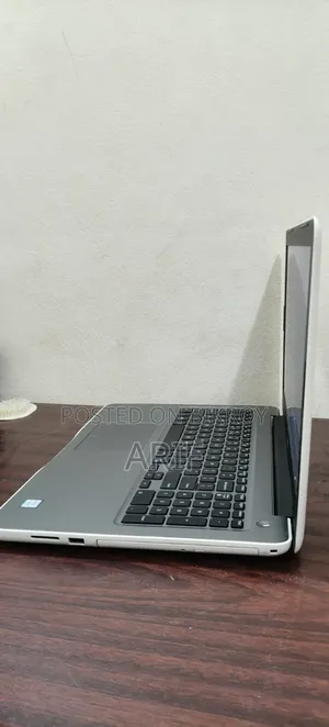 Laptop Dell Inspiron 15 8GB Intel Core I3 SSD 256GB