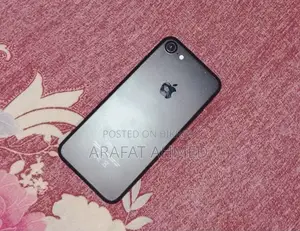 Apple iPhone 7 32 GB Black