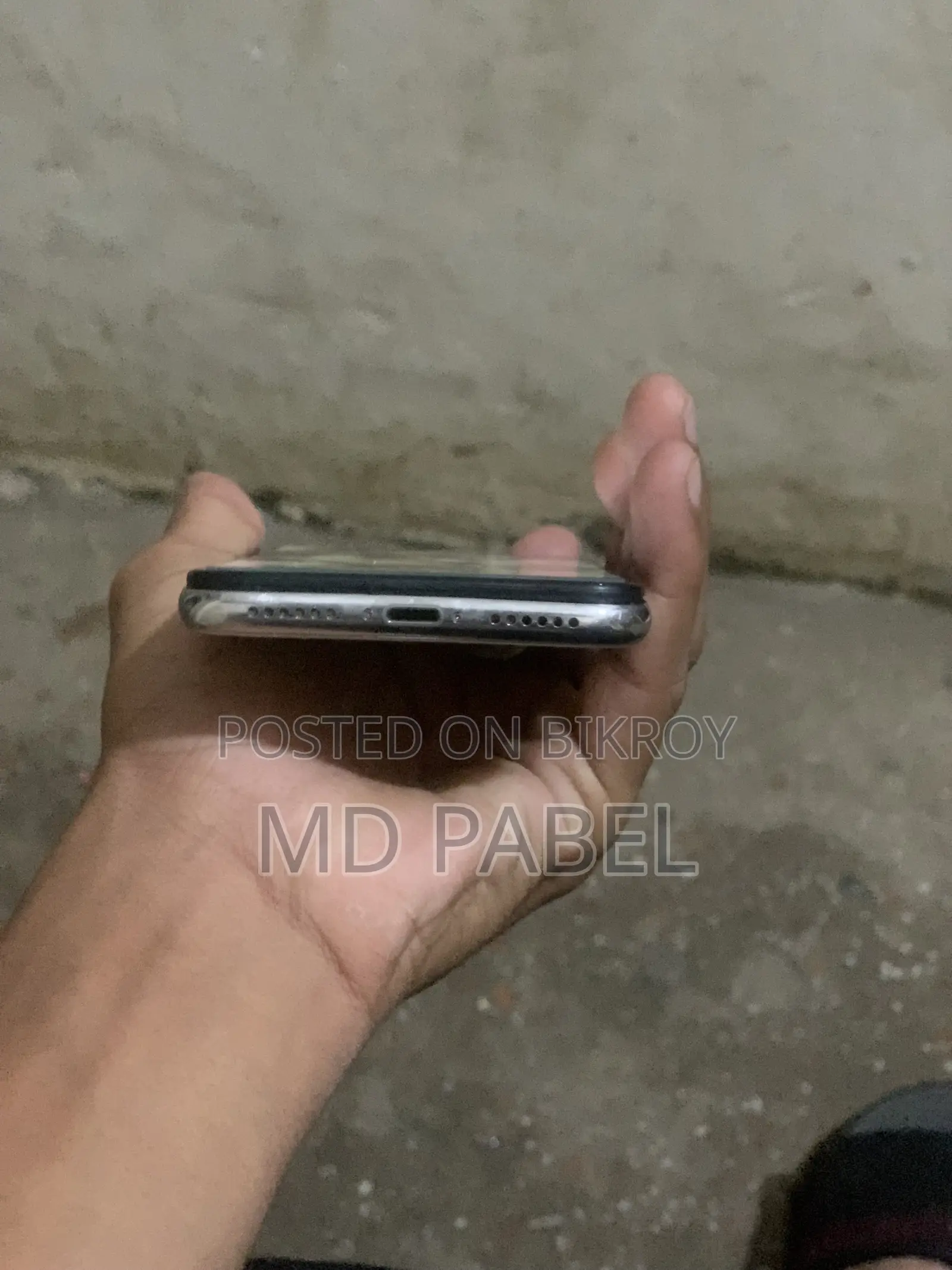 Apple iPhone X 64 GB White