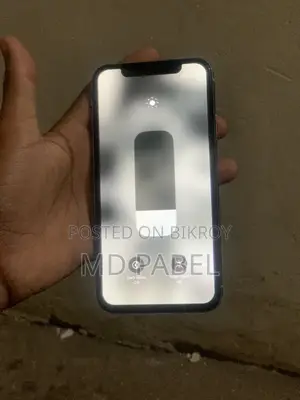 Apple iPhone X 64 GB White